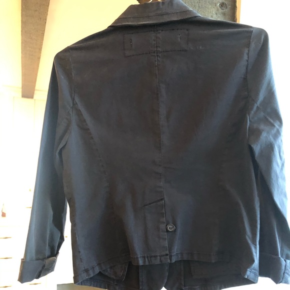 Navy cotton blazer.  Size 8 - Picture 3 of 5